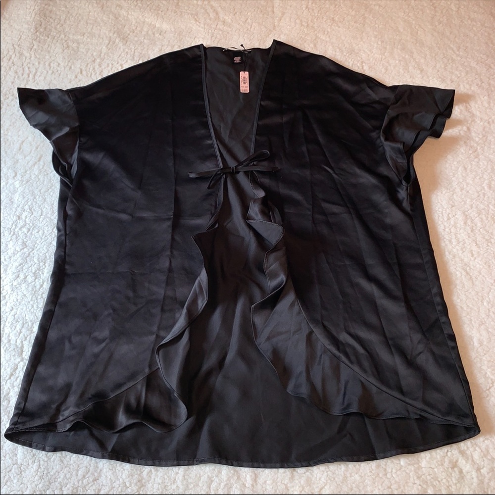 🔥SALE🔥VS Black Satin Ruffle Kimono Robe - Picture 6 of 10